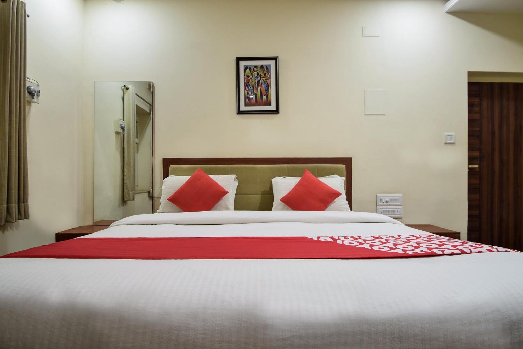 Hotel Collection O Royal Icon Udaipur Exterior foto